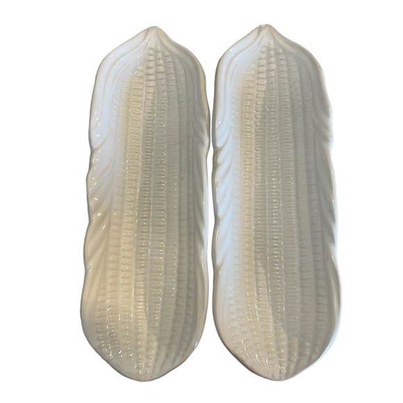 White Pottery Corn Cob Dishes 1 Pair Excellent Condition - Picture 4 of 4
